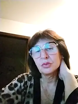 AlbinaXPretty online show from 18, 11, 2025