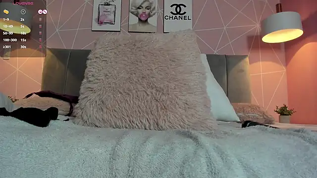 dolly zoe online show from 11, 1, 2025