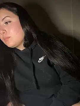 Snapshot of xocrybaby chatting on 9, 2, 2025 xocrybaby online show from 9, 2, 2025