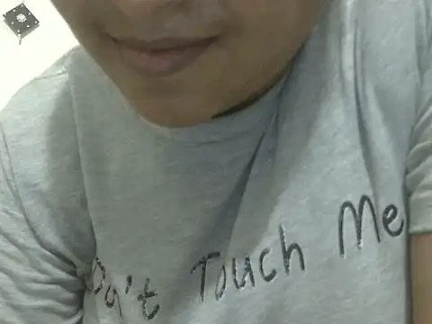 shekira99 online show from 17, 4, 2026