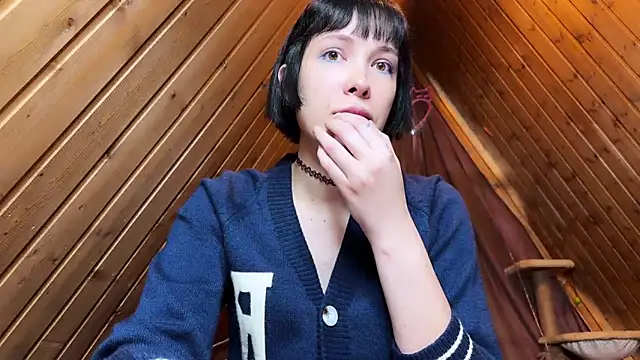 Snapshot of dollmore chatting on 3, 12, 2024 dollmore online show from 3, 12, 2024
