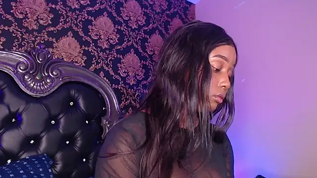 Snapshot of MichaelaCox chatting on 29, 5, 2026 MichaelaCox online show from 29, 5, 2026