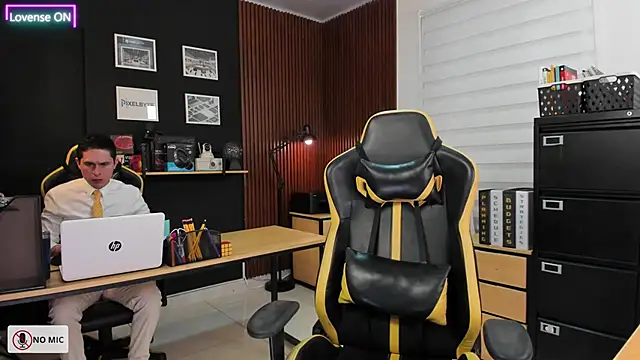 Office Naughty Girl online show from 14, 3, 2025