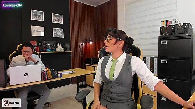 Office Naughty Girl online show from 18, 3, 2025