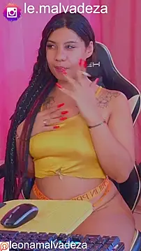 leonasafira online show from 2, 7, 2026