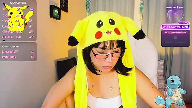 Snapshot of CoralineRicce_ chatting on 30, 12, 2024 CoralineRicce online show from 30, 12, 2024