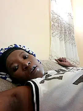 Snapshot of NikkiDickSavage chatting on 24, 2, 2025 NikkiDickSavage online show from 24, 2, 2025