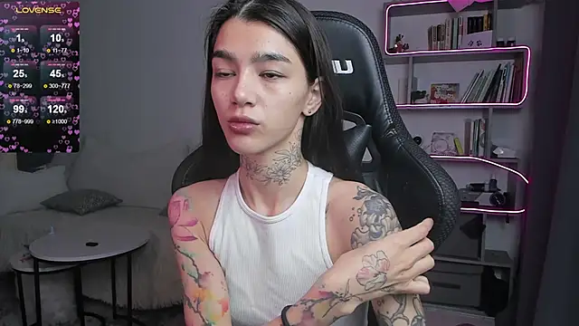 vinkitinkii online show from 1, 3, 2025