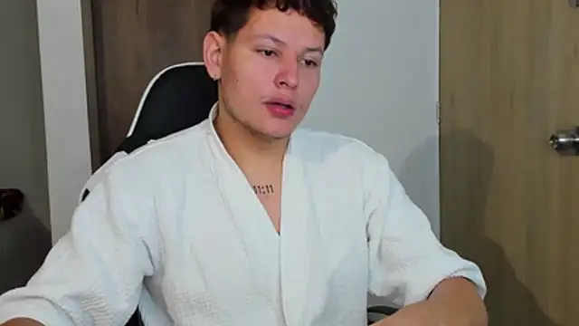 Snapshot of DanteXtreme chatting on 27, 11, 2025 DanteXtreme online show from 27, 11, 2025