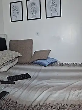 hornycreamybabe online show from 11, 10, 2025