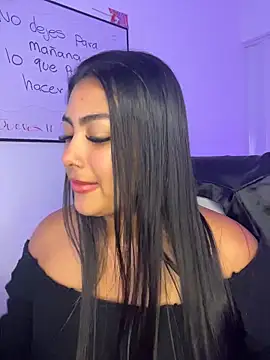 NatashaBrown12 online show from 12, 11, 2025