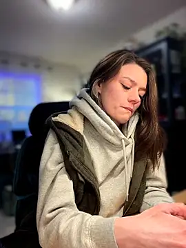 LadyLena1 online show from 8, 11, 2025