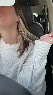 LadyLena1 online show from 6, 2, 2026