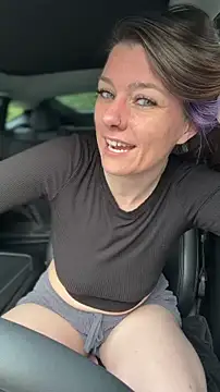 LadyLena1 online show from 22, 7, 2026