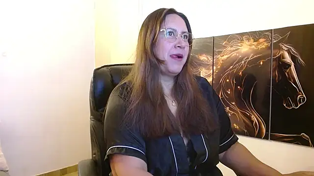 amalia brunette online show from 5, 4, 2026