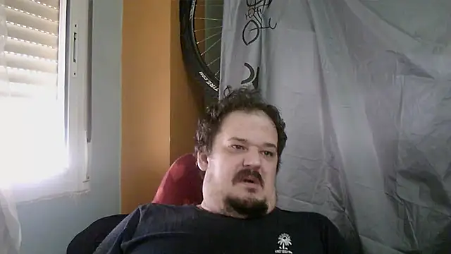 Snapshot of porkorossy chatting on 7, 10, 2025 porkorossy online show from 7, 10, 2025