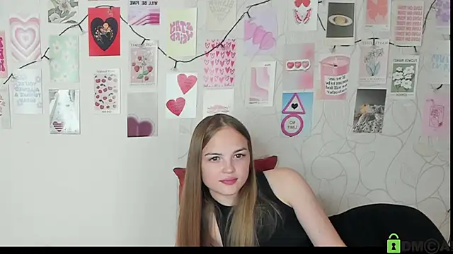 Snapshot of little_radiant_sun chatting on 4, 10, 2025 little radiant sun online show from 4, 10, 2025