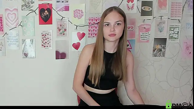 Snapshot of little_radiant_sun chatting on 7, 10, 2025 little radiant sun online show from 7, 10, 2025