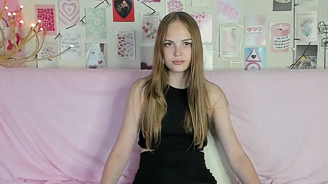 Snapshot of little_radiant_sun chatting on 7, 7, 2026 little radiant sun online show from 7, 7, 2026