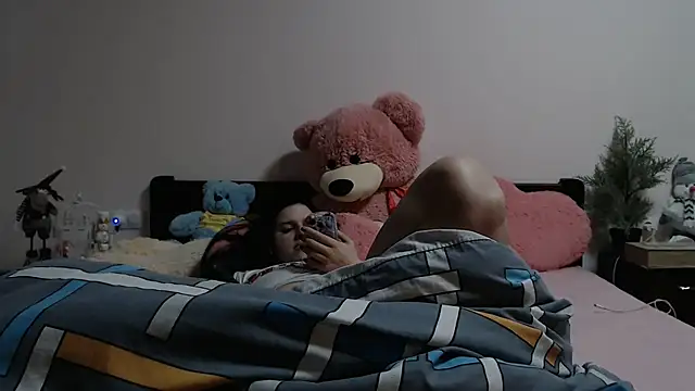 Snapshot of Annatrybebetter chatting on 20, 3, 2025 Annatrybebetter online show from 20, 3, 2025