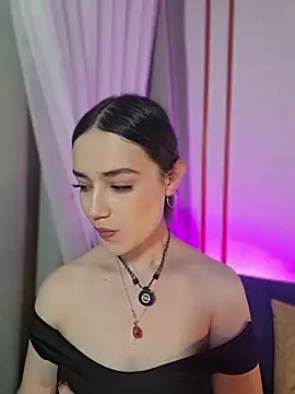 Snapshot of Kate_Amaretto_ chatting on 19, 7, 2026 Kate Amaretto online show from 19, 7, 2026