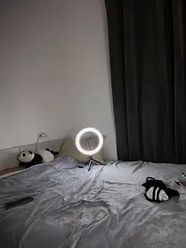 Ella Charm online show from 12, 10, 2025