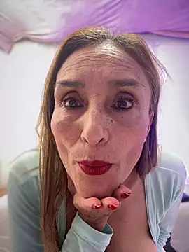 lilian prada online show from 11, 2, 2026