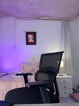 Snapshot of lilian_prada chatting on 12, 6, 2026 lilian prada online show from 12, 6, 2026