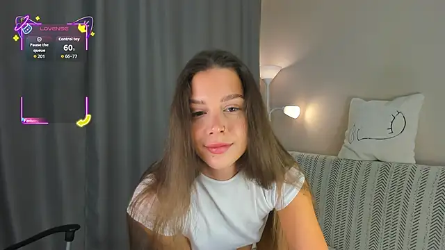 Snapshot of Alice_hailey_ chatting on 12, 11, 2025 Alice hailey online show from 12, 11, 2025