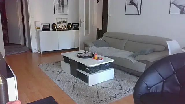 sarametisse26 online show from 10, 10, 2025