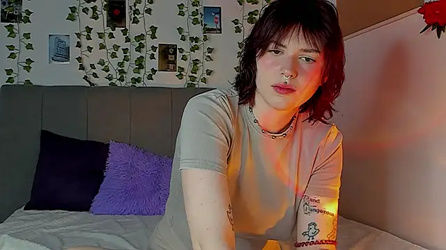 Snapshot of miss_Lizzy chatting on 9, 12, 2024 miss Lizzy online show from 9, 12, 2024