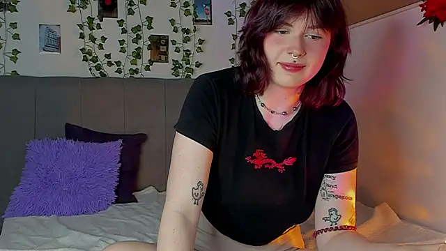 Snapshot of miss_Lizzy chatting on 4, 2, 2025 miss Lizzy online show from 4, 2, 2025