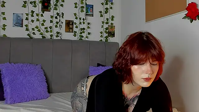 Snapshot of miss_Lizzy chatting on 10, 7, 2026 miss Lizzy online show from 10, 7, 2026