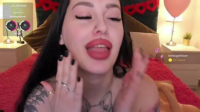 Snapshot of missAngellina chatting on 4, 3, 2025 missAngellina online show from 4, 3, 2025