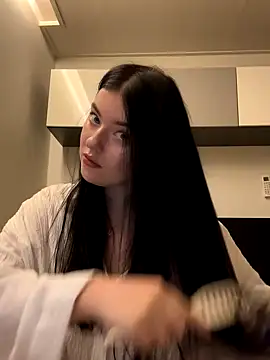 Angela Fosterr online show from 30, 9, 2025