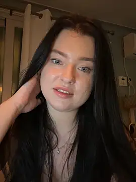 Angela Fosterr online show from 16, 11, 2025