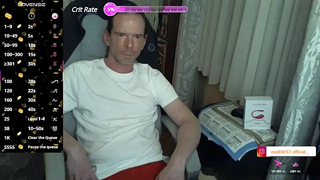 Snapshot of living_manors_2 chatting on 3, 2, 2025 living manors 2 online show from 3, 2, 2025