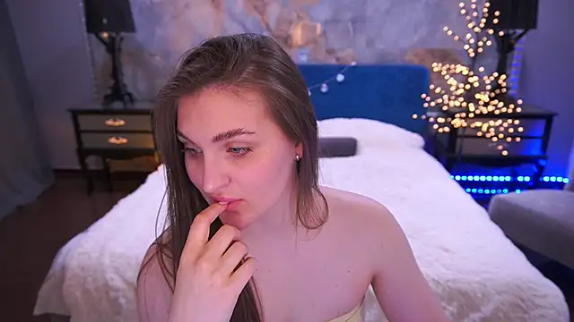 EmmyCharmm online show from 20, 4, 2026