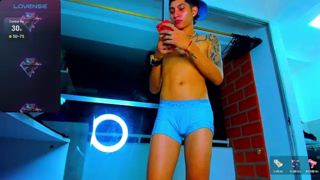 Snapshot of Hardcockboysxxx chatting on 19, 2, 2025 Hardcockboysxxx online show from 19, 2, 2025