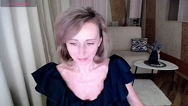 Snapshot of HornyMilf_777 chatting on 20, 1, 2025 HornyMilf 777 online show from 20, 1, 2025