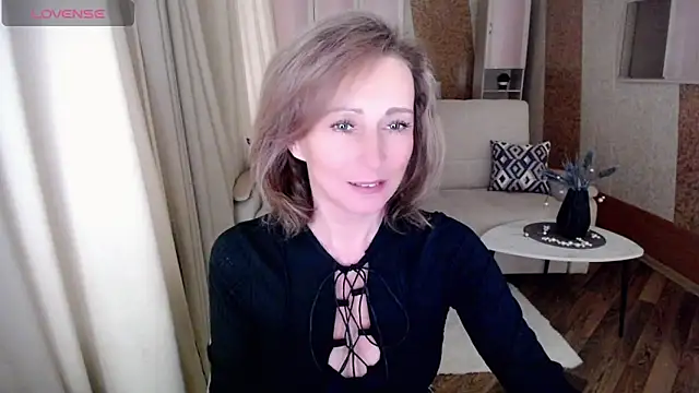 Snapshot of HornyMilf_777 chatting on 29, 1, 2025 HornyMilf 777 online show from 29, 1, 2025