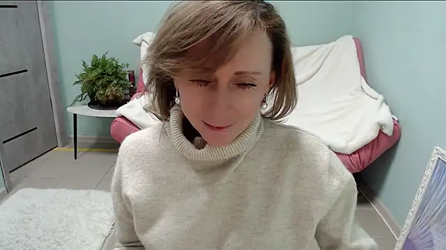 Snapshot of HornyMilf_777 chatting on 7, 3, 2025 HornyMilf 777 online show from 7, 3, 2025