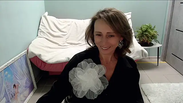 Snapshot of HornyMilf_777 chatting on 10, 3, 2025 HornyMilf 777 online show from 10, 3, 2025