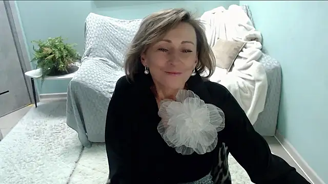 Snapshot of HornyMilf_777 chatting on 16, 3, 2025 HornyMilf 777 online show from 16, 3, 2025