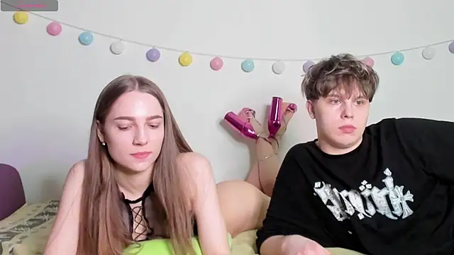 Emily and Ilumi online show from 30, 1, 2025