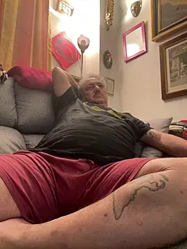 Snapshot of Russirayu chatting on 27, 1, 2025 Russirayu online show from 27, 1, 2025