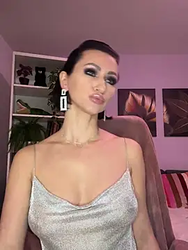Snapshot of KatyEvanss chatting on 13, 12, 2024 KatyEvanss online show from 13, 12, 2024