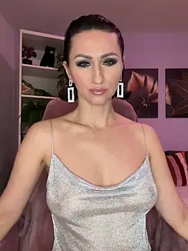 Snapshot of KatyEvanss chatting on 1, 2, 2025 KatyEvanss online show from 1, 2, 2025