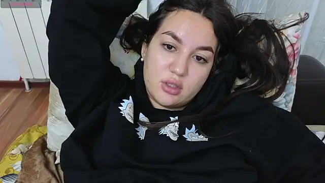 Snapshot of Nelly_Fischer chatting on 13, 2, 2025 Nelly Fischer online show from 13, 2, 2025