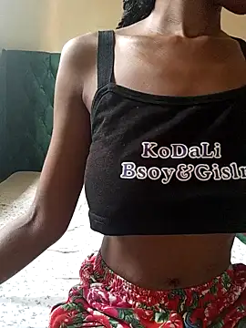 Snapshot of chalie_roy chatting on 18, 1, 2025 chalie roy online show from 18, 1, 2025